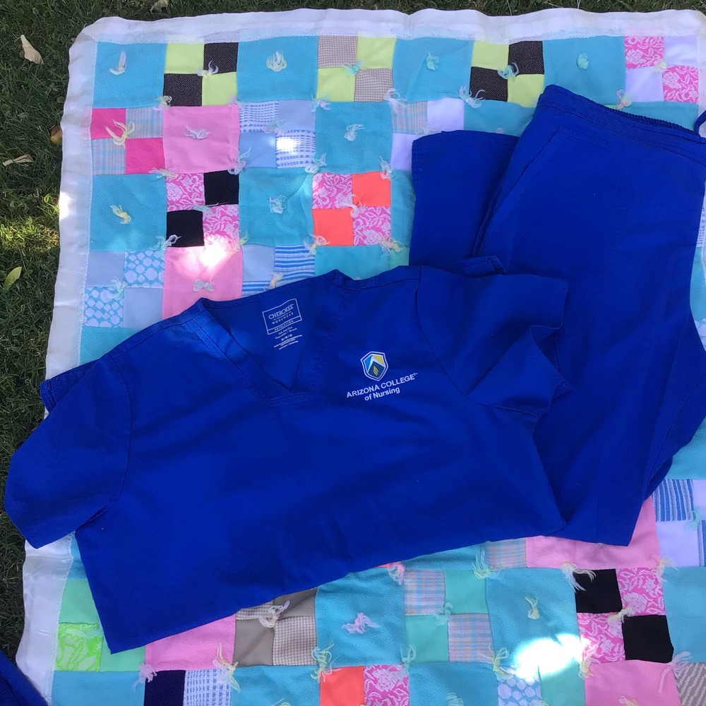 Arizona College scrub set womens medium top and pants